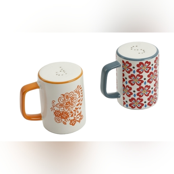 The Pioneer Woman Flea Market Floral Spoon Rest and Salt &Pepper Shaker Set. - Picture 6 of 8